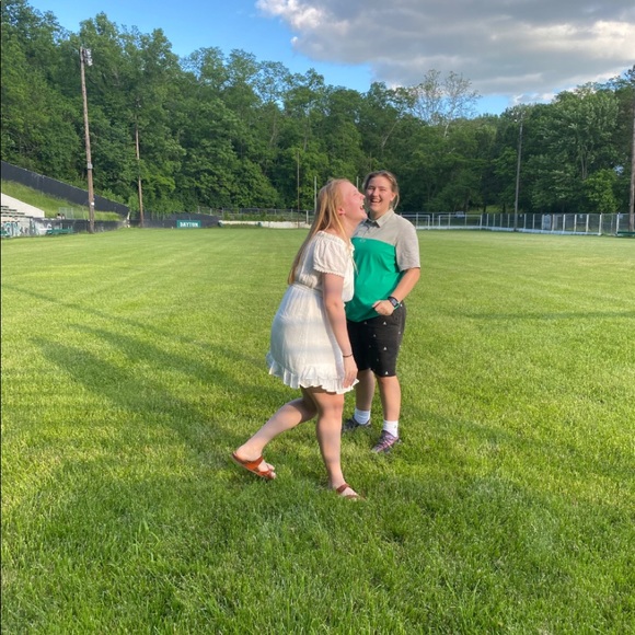 Meet your Posher, Abigael - Picture 3 of 4